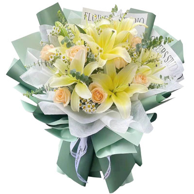 日照9朵香槟玫瑰黄色百合，每天充满活力